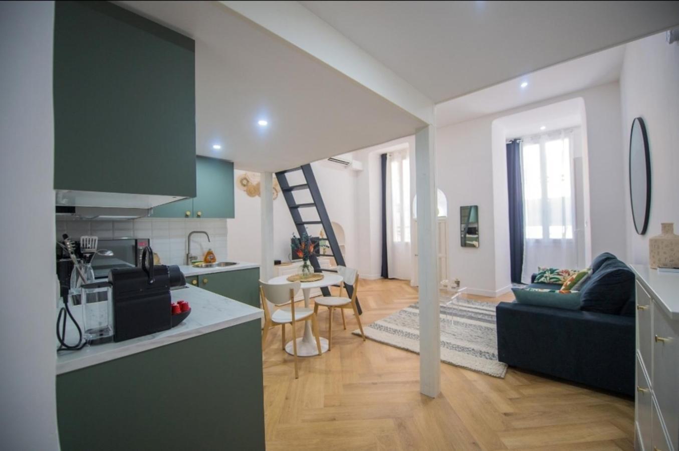 Studio Elegant 4 Couchages Front De Mer Clim Parking Privatif Wifi Nice Exteriör bild